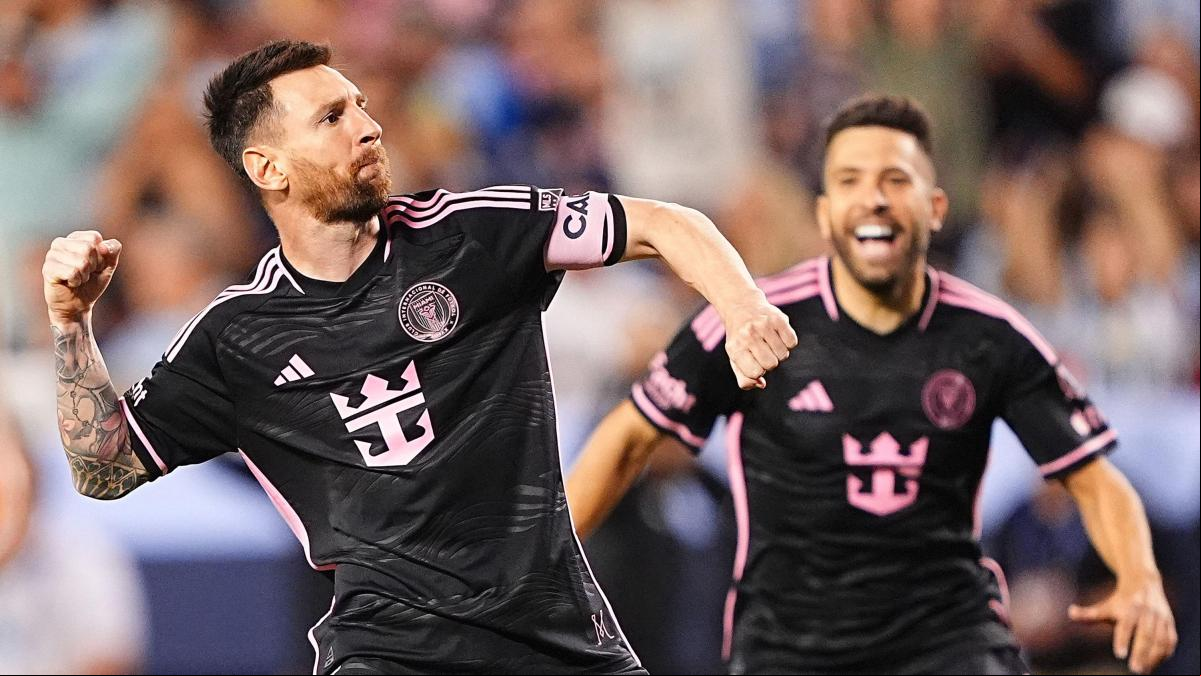 Messi reina en la casa de Mahomes, pero Jordi Alba se lesiona