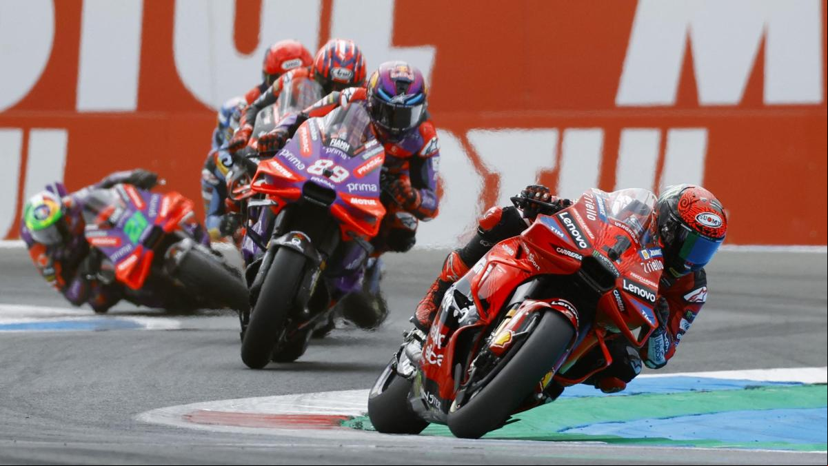 Bagnaia ya pisa los talones a Martín, con el liderato a solo 10 puntos