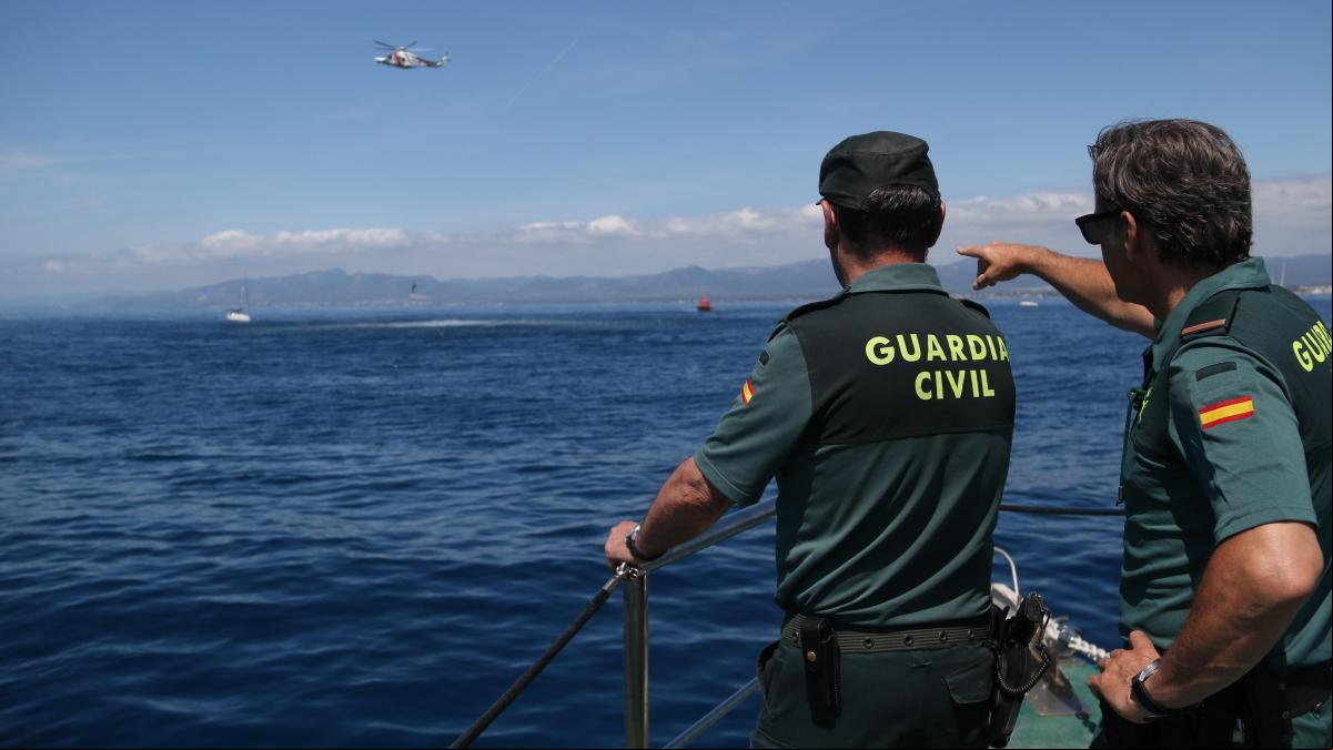 Rescatan a un centenar de migrantes de varios cayucos en Baleares este sábado