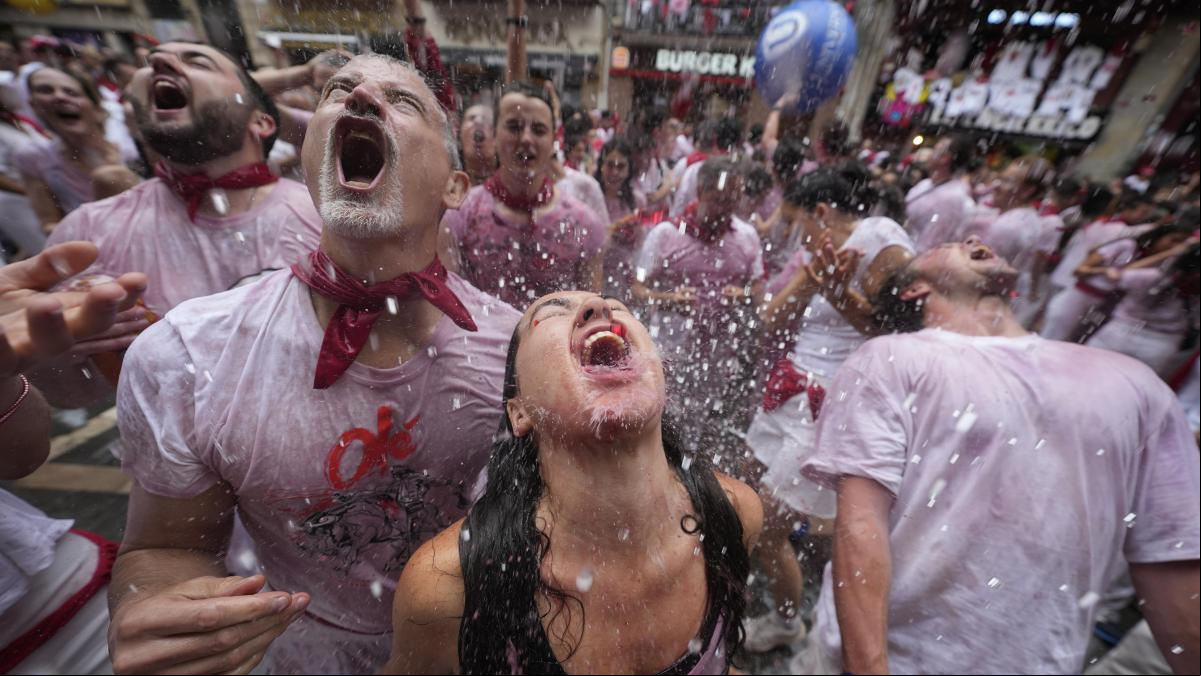 Unos Sanfermines sin el bullicio australiano, pero masivos y con cada vez más acento asiático