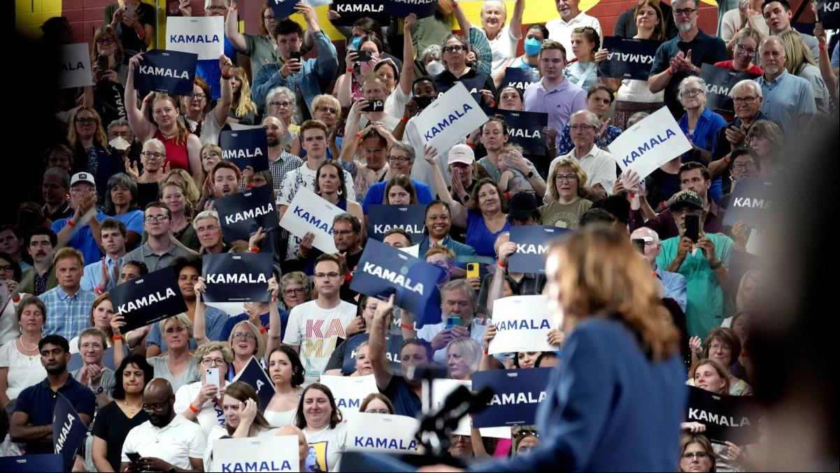 Kamala Harris y el gran apagón