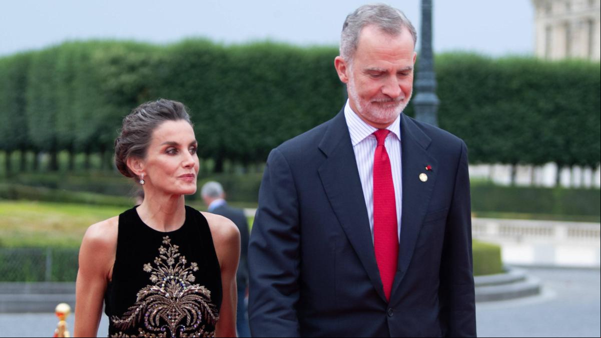 Alfombra roja en el Louvre: la realeza europea celebra la llegada de los Juegos Olímpicos
