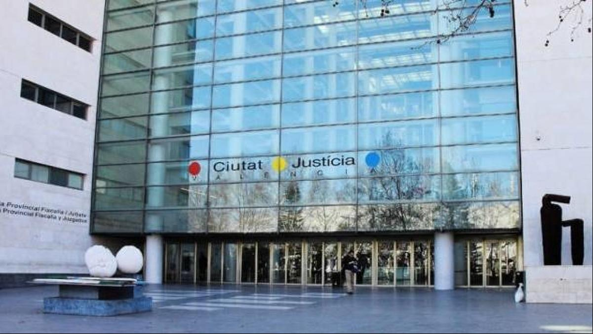 Condenan a 16 años a una pareja por matar de un golpe en la cabeza al casero de ella en Valencia