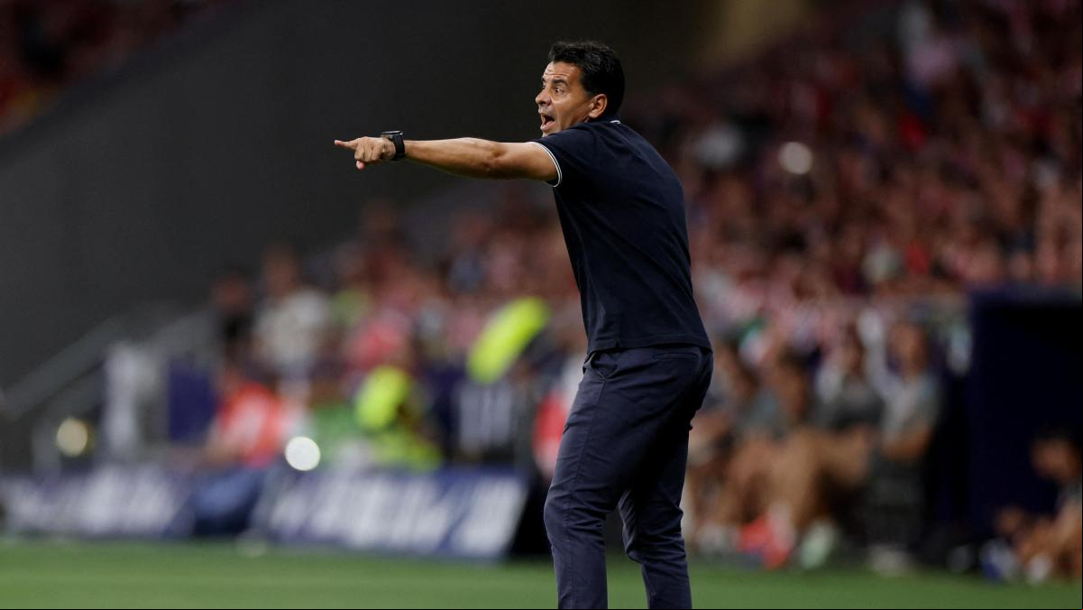 Míchel: “Hay gente que piensa más en los jugadores que no están que en los que están”