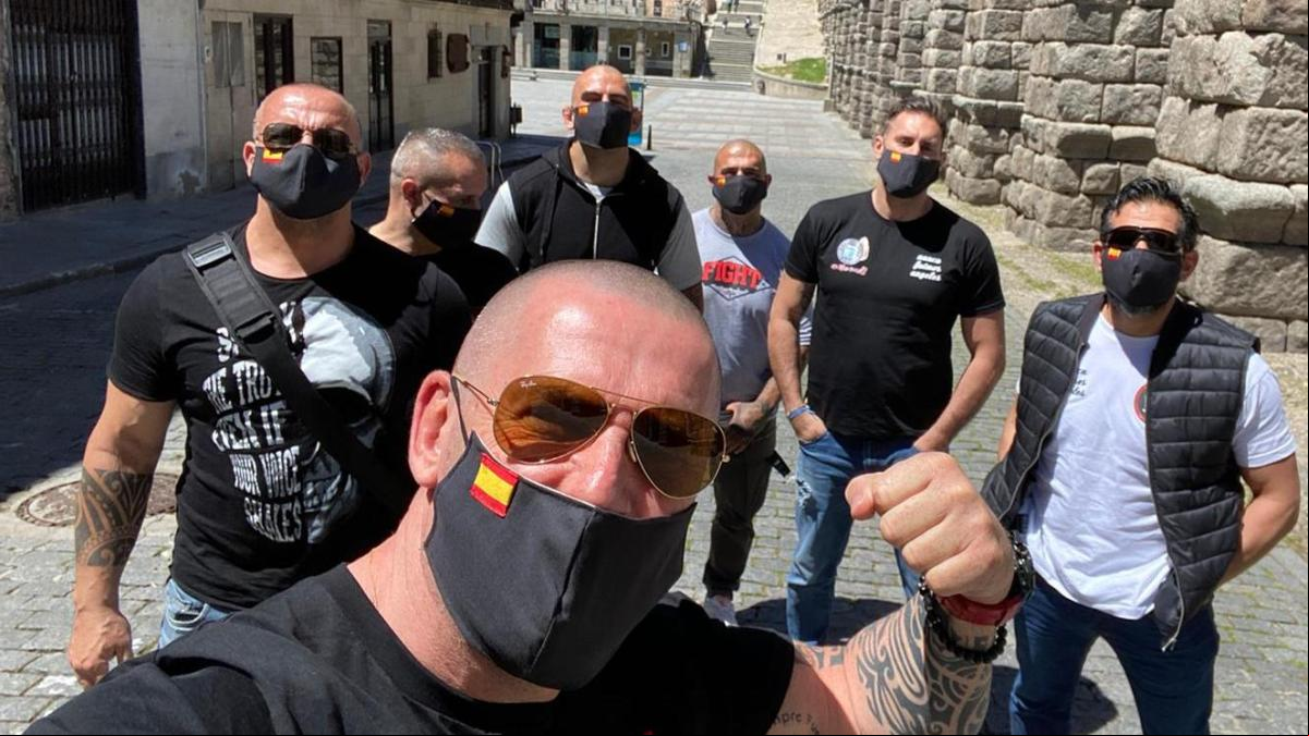 Atresmedia denunciará al líder de Desokupa por amenazar a los trabajadores de Equipo de investigación