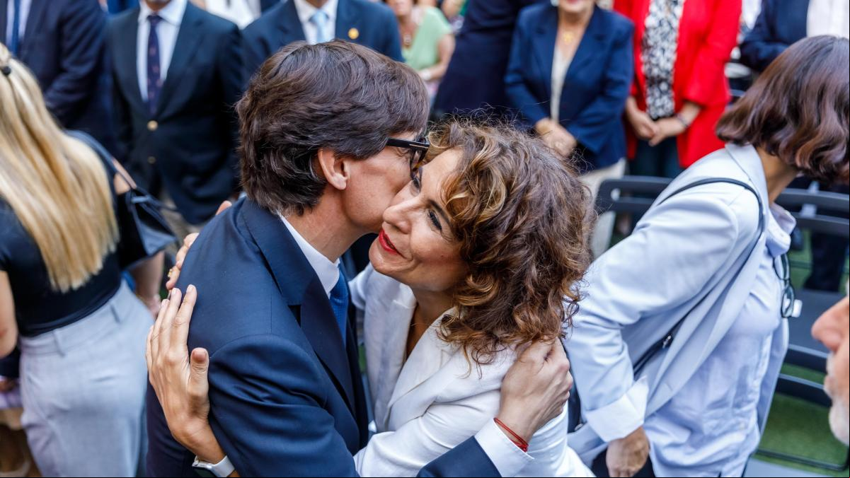 Illa impulsa la reconstrucción de la diplomacia catalana en Madrid