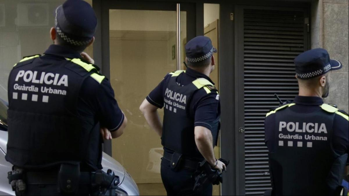 Cinco de los seis aspirantes a intendente mayor en Badalona piden suspender el concurso
