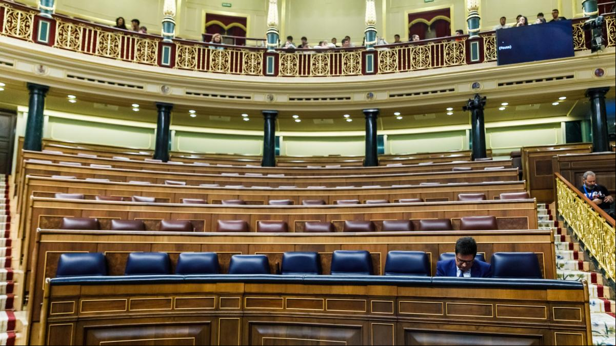 El Congreso suspende la sesión de control pero no el pleno sobre RTVE y el PP lo planta