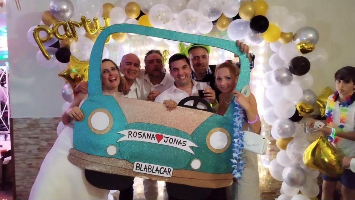 Tres historias de amor nacidas en un coche compartido de Blablacar: “Ella se quedó con mi número de teléfono y me mandaba mensajes”