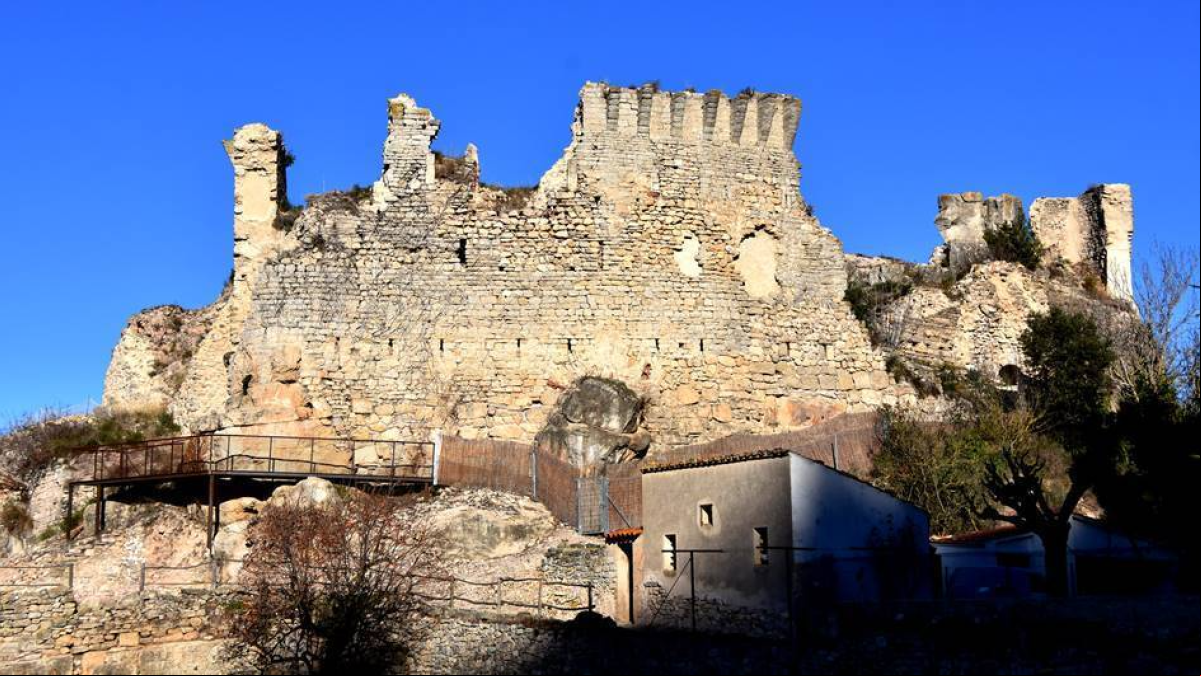 El castillo de Querol y el linaje medieval de los Cervelló en la cuenca del río Gaià