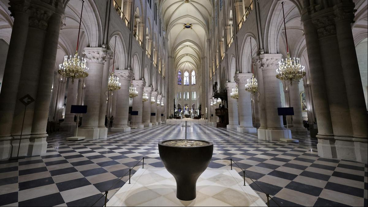 Notre Dame, de su construcción a la reconstrucción: gárgolas, revoluciones y fuego en la catedral de París
