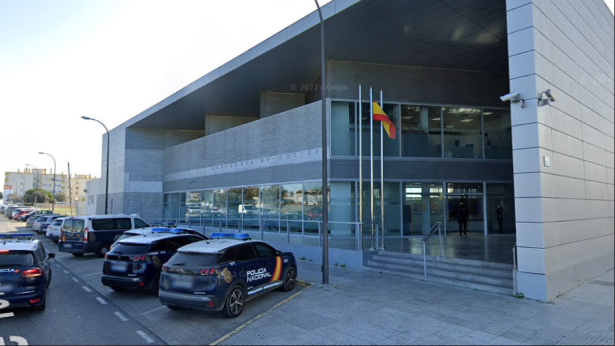Detenido en Cádiz por maltratar a su bebé de tres meses al que le metía un cuchillo en la boca