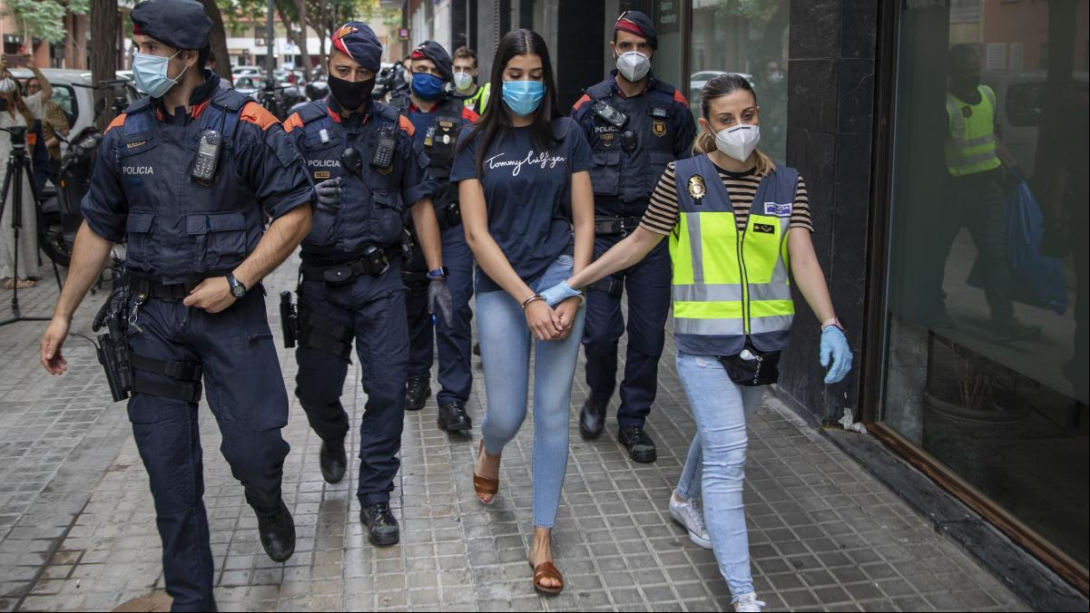 La fiscal pide hasta 11 años de cárcel para la primera trama de pisos turísticos ilegales de Barcelona