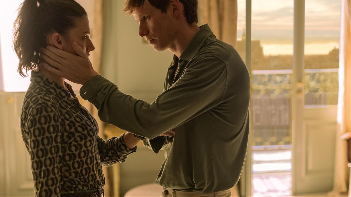 ¿Merece la pena The Day of the Jackal, la serie de Úrsula Corberó y Eddie Redmayne?