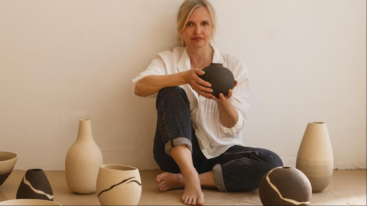 Cristina Noguera: cerámica minimalista para volar