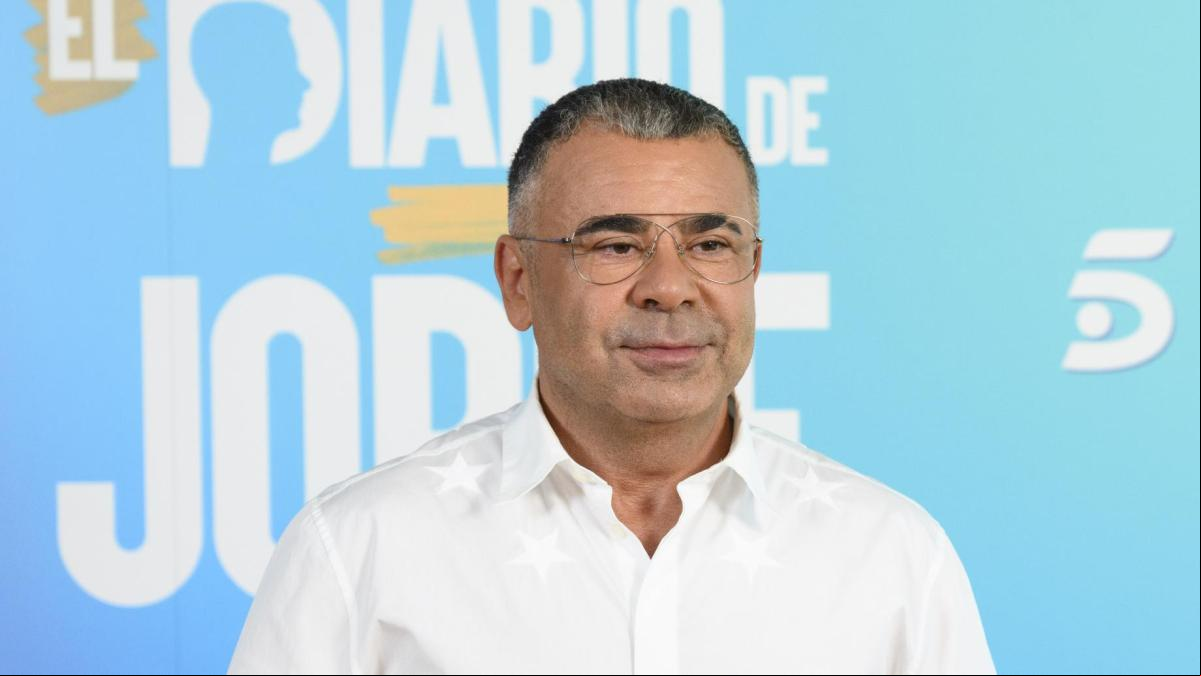 Giro de 180 grados en la parrilla de Telecinco: estos son los nuevos cambios que prepara la cadena y que afectarán a El diario de Jorge y TardeAR