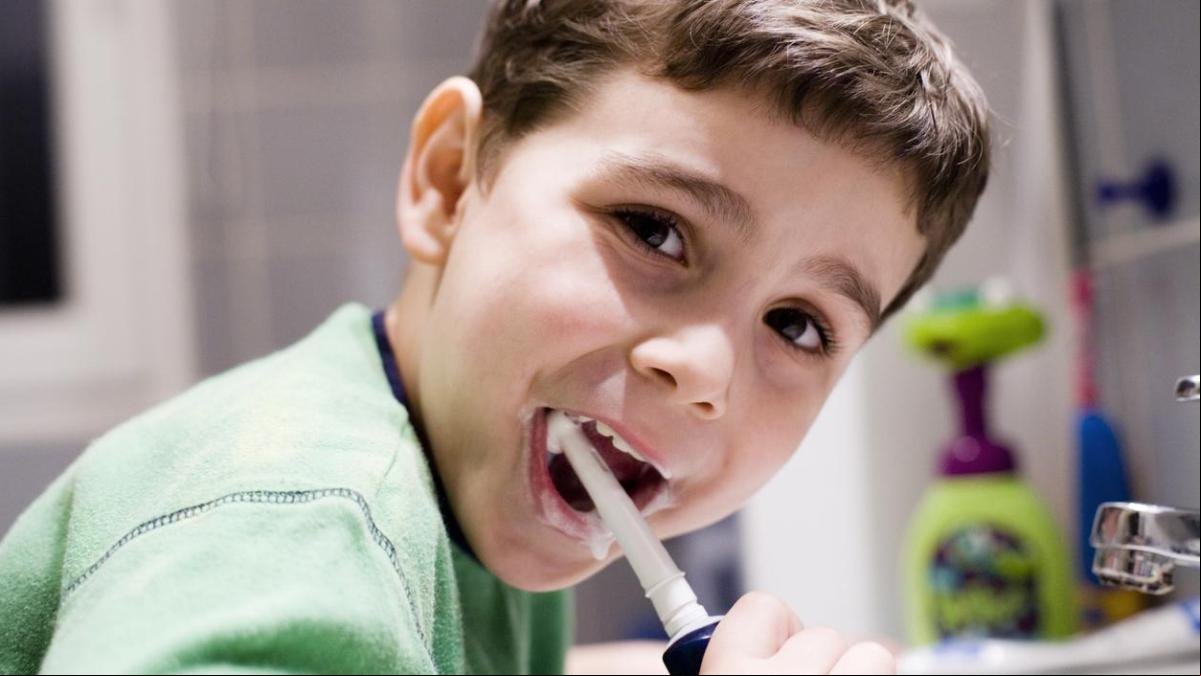Los mejores cepillos de dientes eléctricos para niños: modelos divertidos, seguros y efectivos