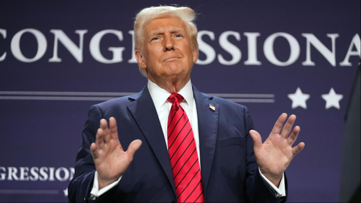 Trump despide a los empleados del departamento de Justicia que trabajaron en sus investigaciones penales