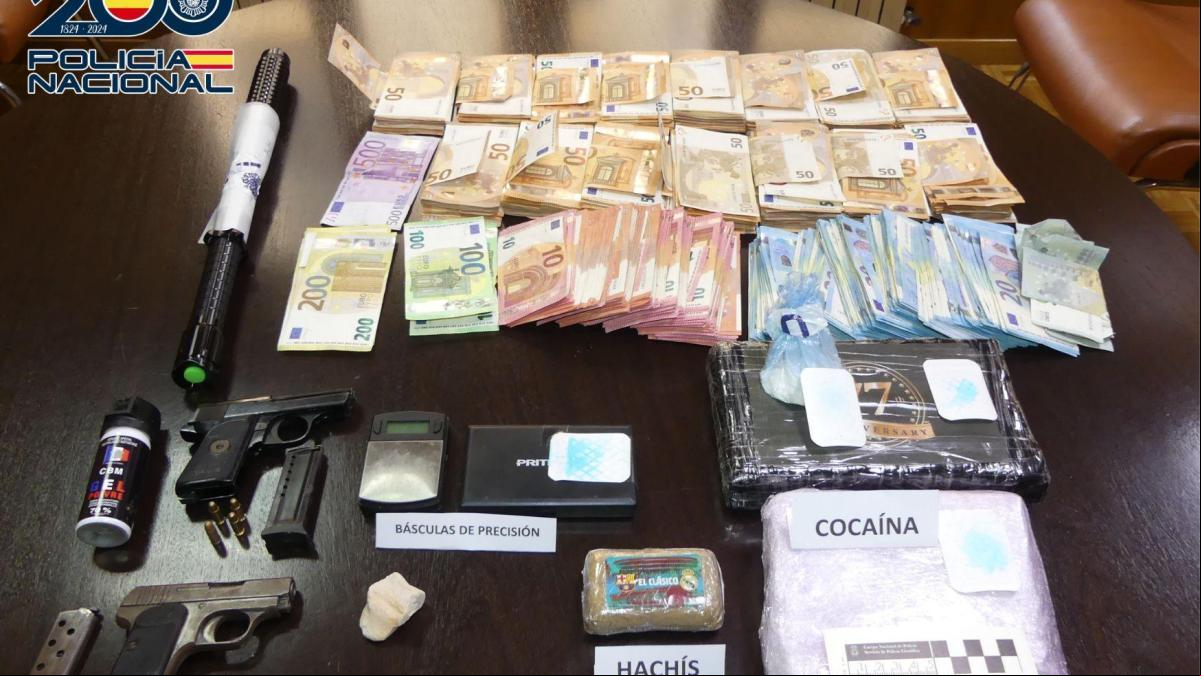 La Policía Nacional detiene a tres traficantes de cocaína en el Alt Empordà
