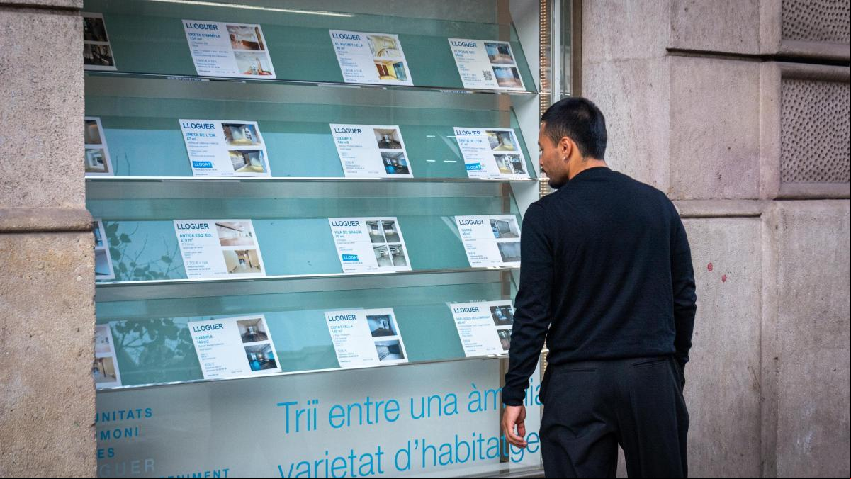 De 19.900 a 337.000 euros, los precios de venta de los pisos okupados en Granada o Cádiz