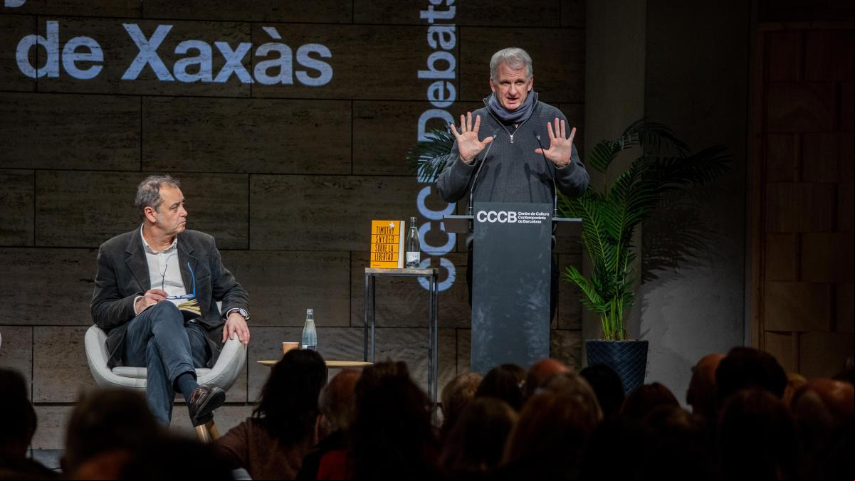 Timothy Snyder: “Trump puede ser resistido, pero si la gente ignora la amenaza, perderemos”