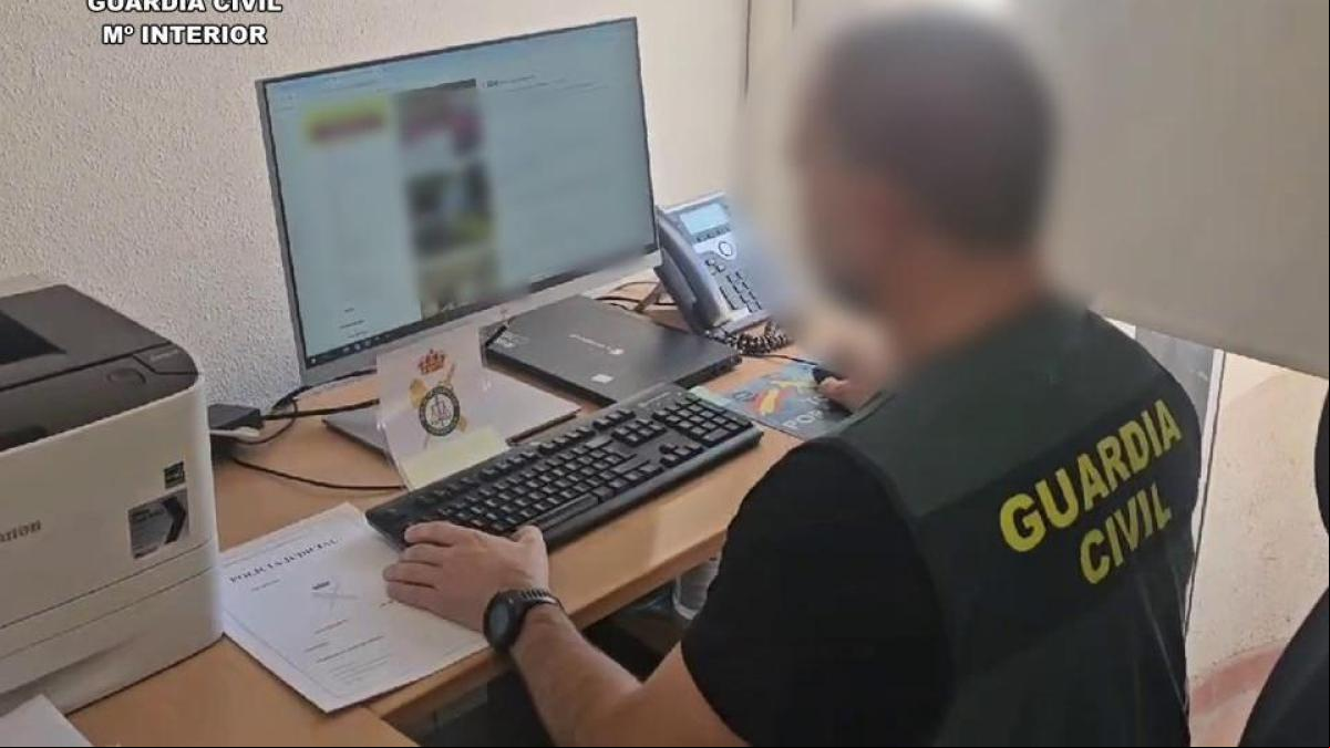 Cae una red de mulas bancarias por estafar 82.000 euros con el método BEC y la sextorsión