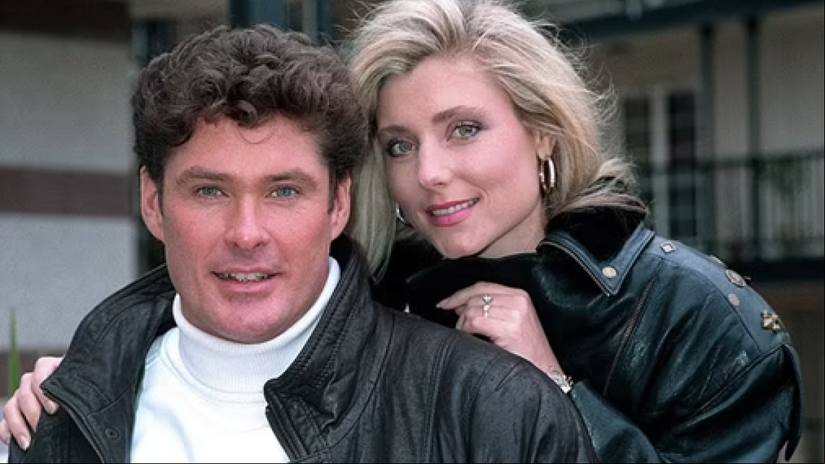 Hallan sin vida a Pamela Bach-Hasselhoff, exesposa de David Hasselhoff, en su casa de Hollywood Hills a los 62 años Hallan sin vida a Pamela Bach-Hasselhoff, exesposa de David Hasselhoff, en su casa de Hollywood Hills a los 62 años