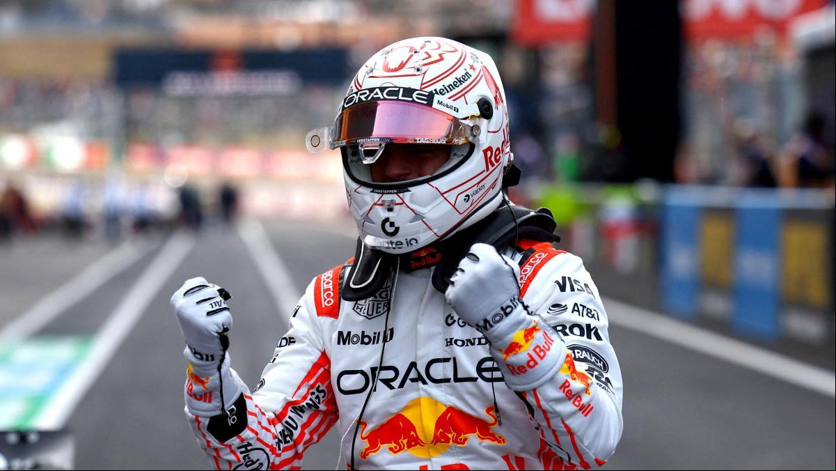 Un explosivo Verstappen sorprende a los McLaren y se lleva la pole en Suzuka; Alonso, 12.º y Sainz, 15.º