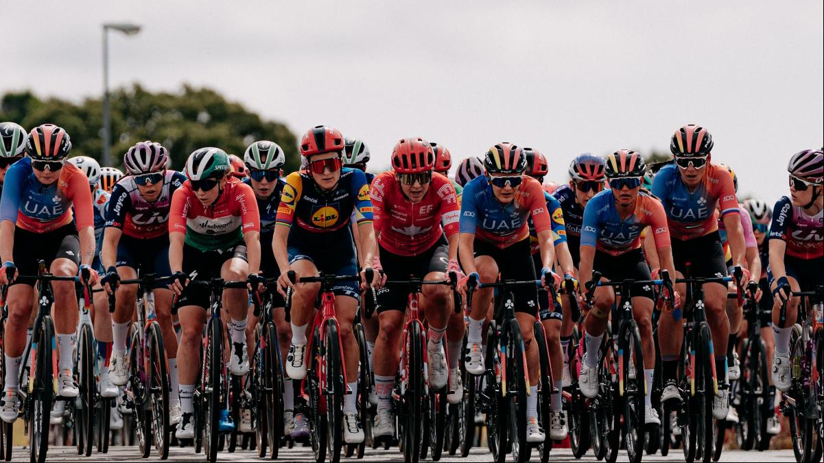 La fiesta del ciclismo femenino arranca en el centro de Barcelona