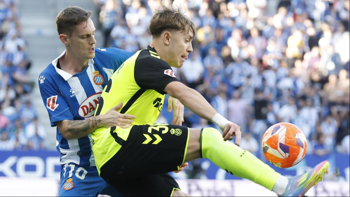 El Betis aplaza de forma cruel la permanencia del Espanyol