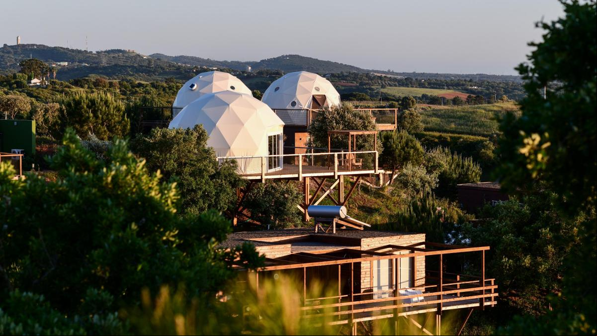 El lujo revoluciona el universo campista: cuatro propuestas para unas vacaciones de ensueño