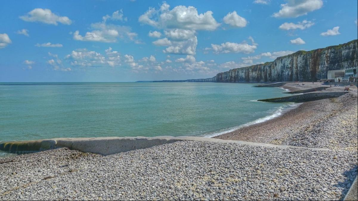 La playa de piedras de Veules-les-Roses