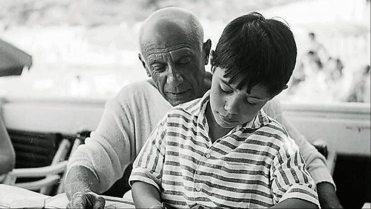Muere dos meses después que su madre Claude Ruiz Picasso, hijo del pintor y  de sus derechos