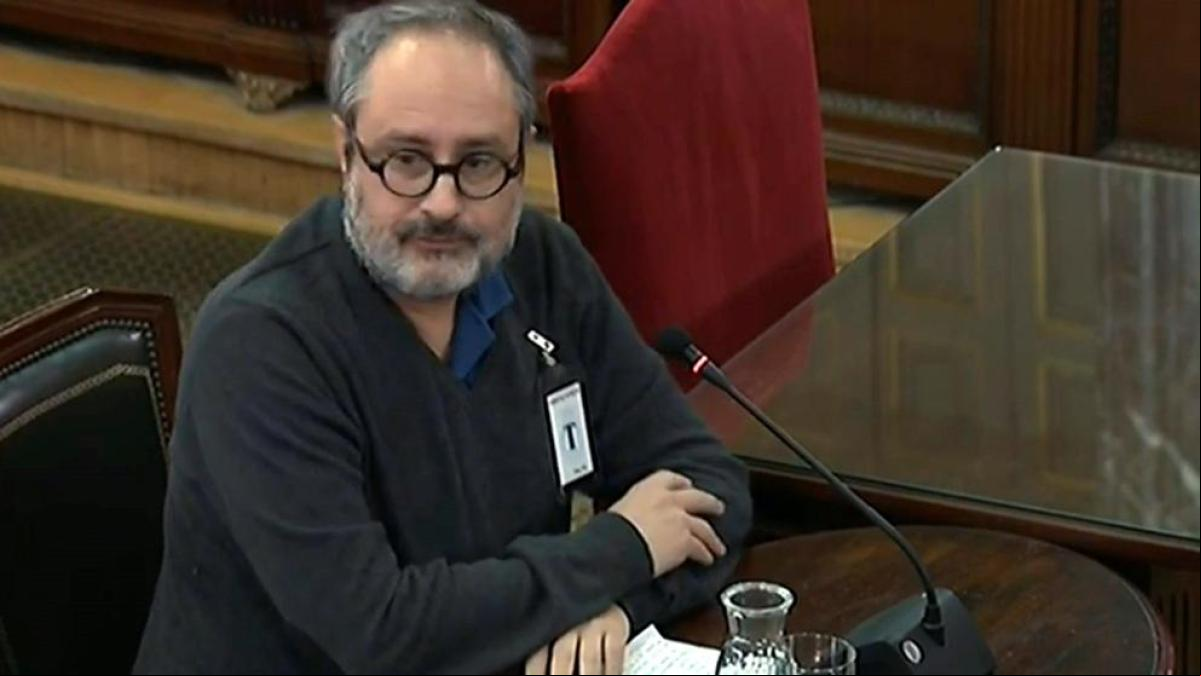 La juez condena a Antonio Baños a cuatro meses de prisión por no responder a Vox