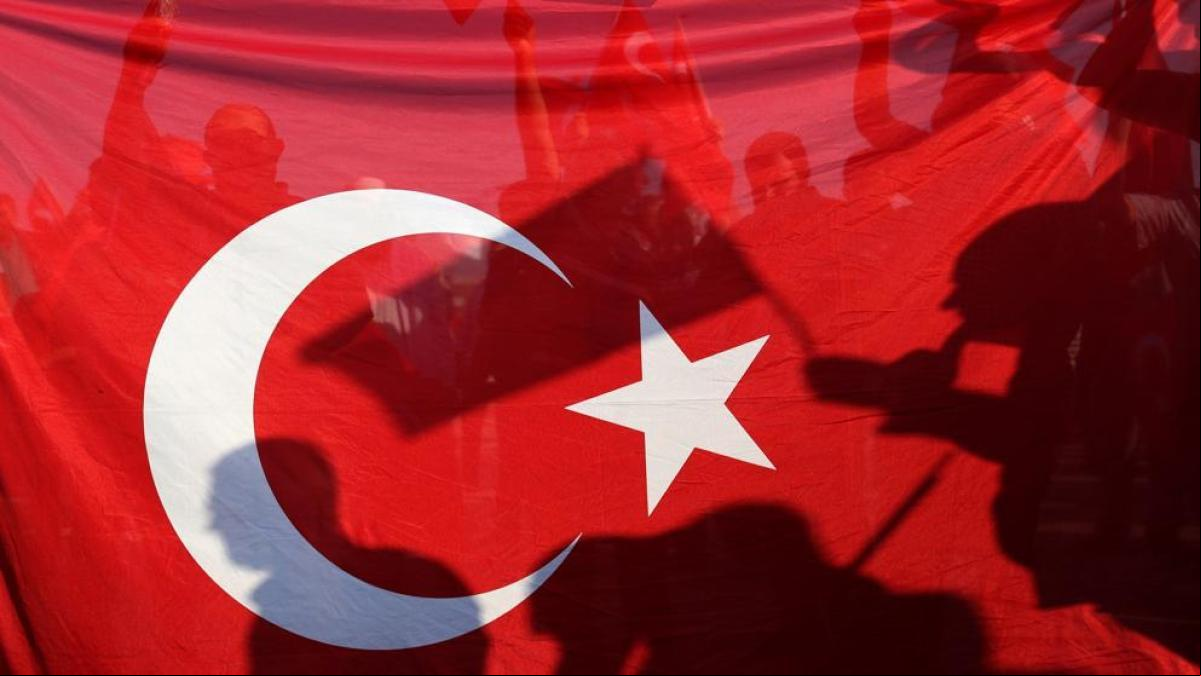 El doble juego de Turquía a Este y Oeste