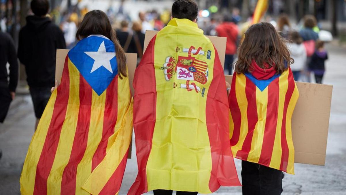 El sentimiento de catalanidad se derrumba en la última década, sobre todo entre jóvenes