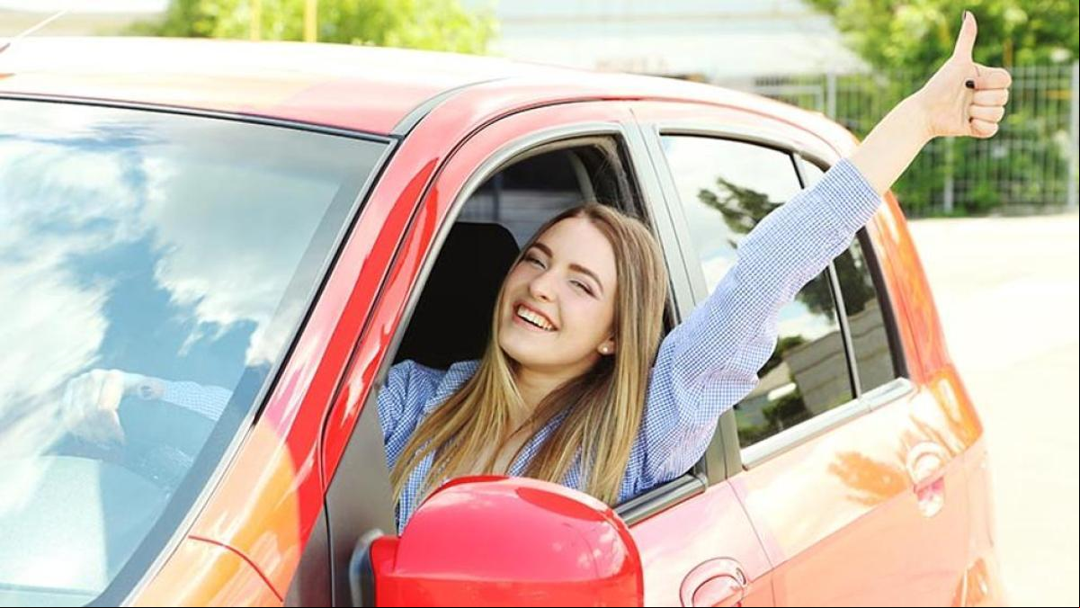 Las mujeres representan al 26% de los conductores habituales de vehículos en España