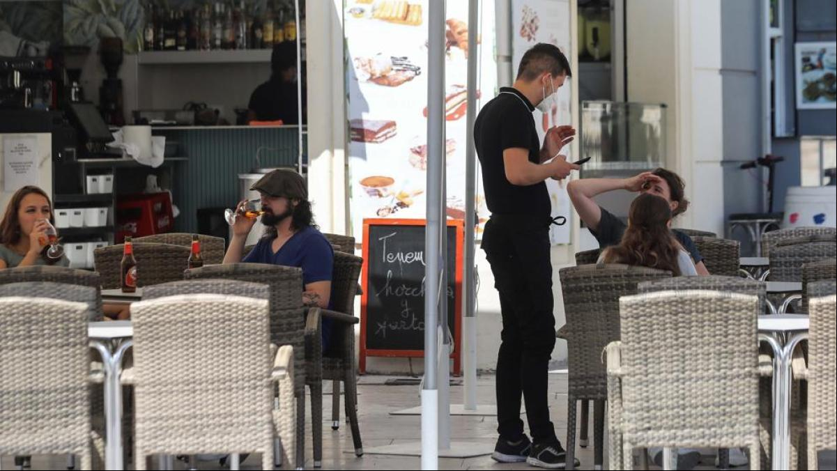 El predominio de pymes en la economía valenciana dificulta la jornada laboral de 4 días