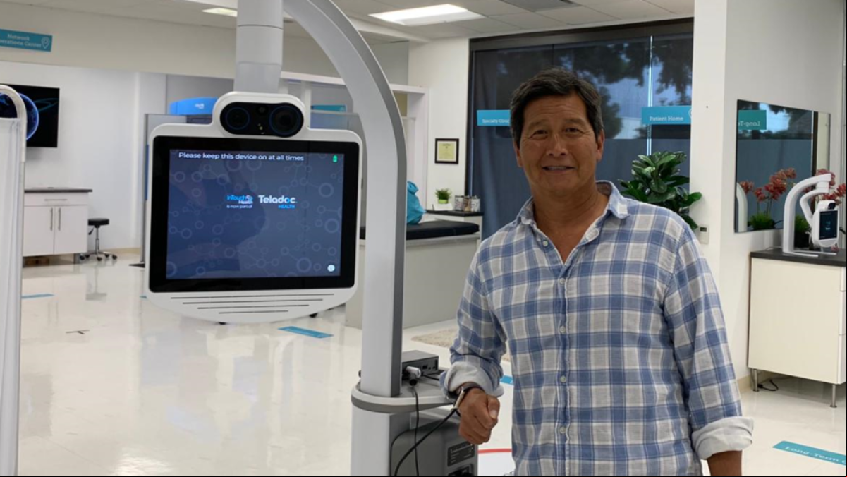 “Un robot ya es más eficiente operando que un cirujano”