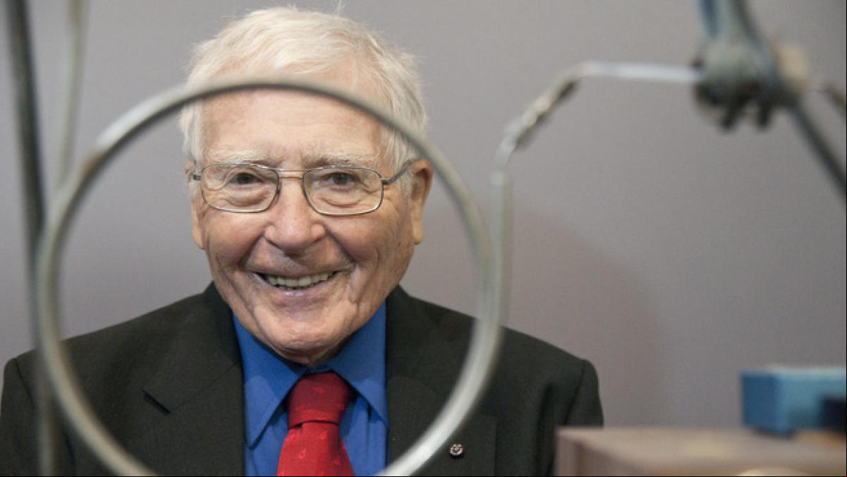El padre de la hipótesis Gaia vuelve con 100 años para anunciar la llegada de los cíborgs