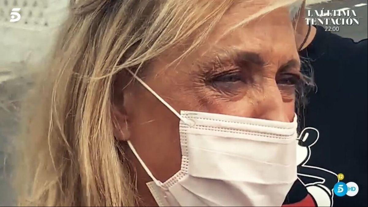 Lydia Lozano, emocionada reportera en la erupción del volcán de La Palma
