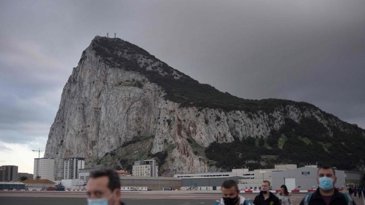 La UE aprueba el mandato para negociar con Londres la situación de Gibraltar