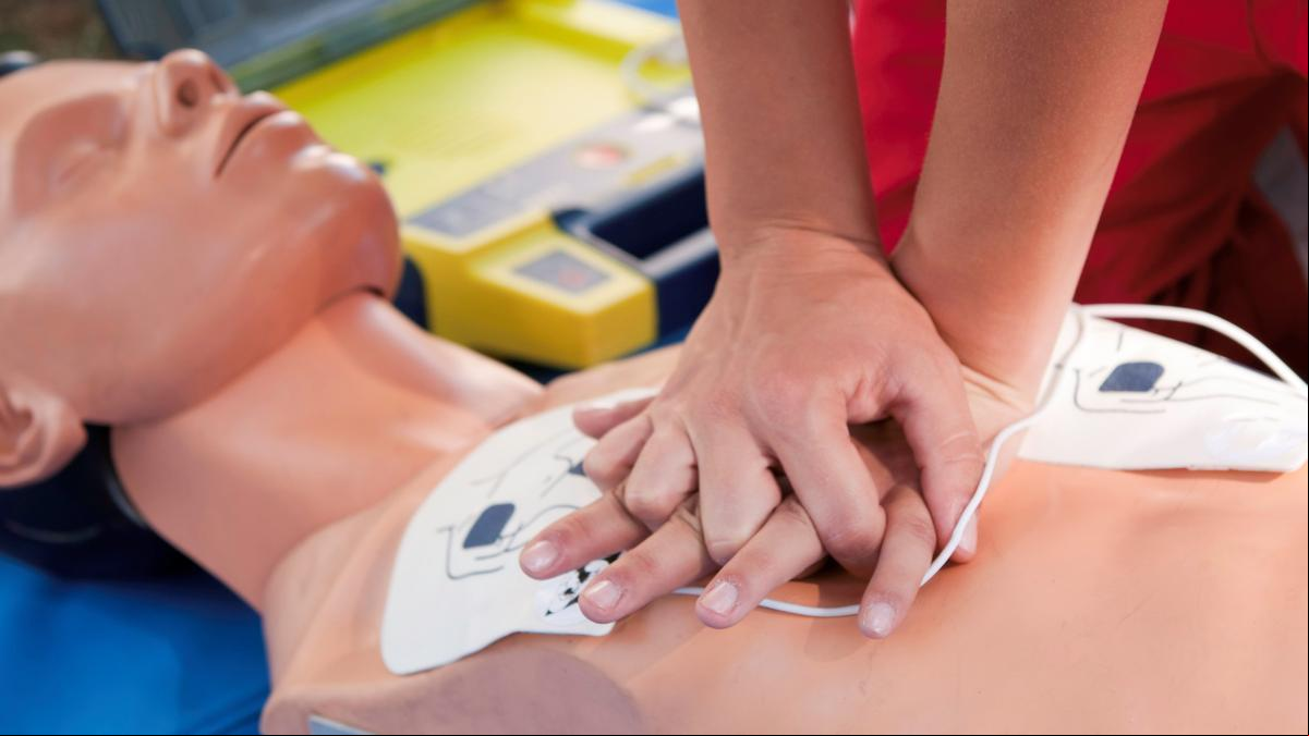 Solo 4 de cada 10 personas sabrían reaccionar ante una parada cardiorrespiratoria