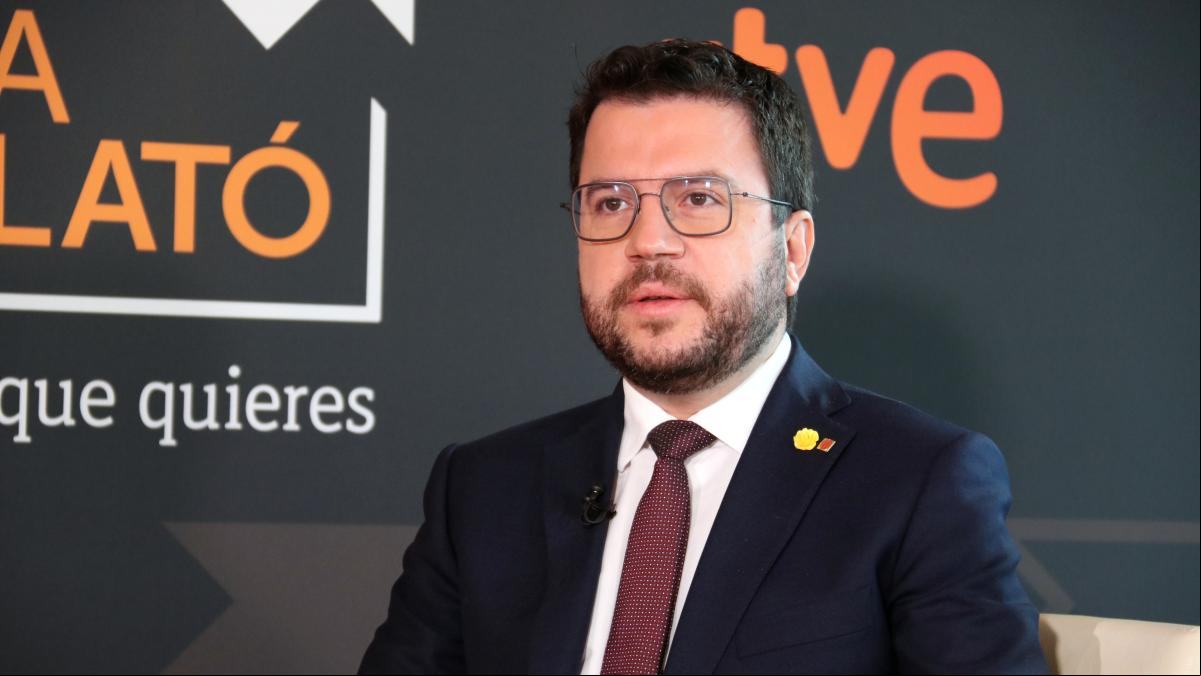 Aragonès ve inviable el entendimiento con el PSC mientras no reincorpore el referéndum