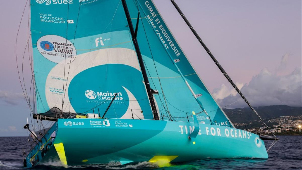 Didac Costa termina su primera Transat Jacques Vabre