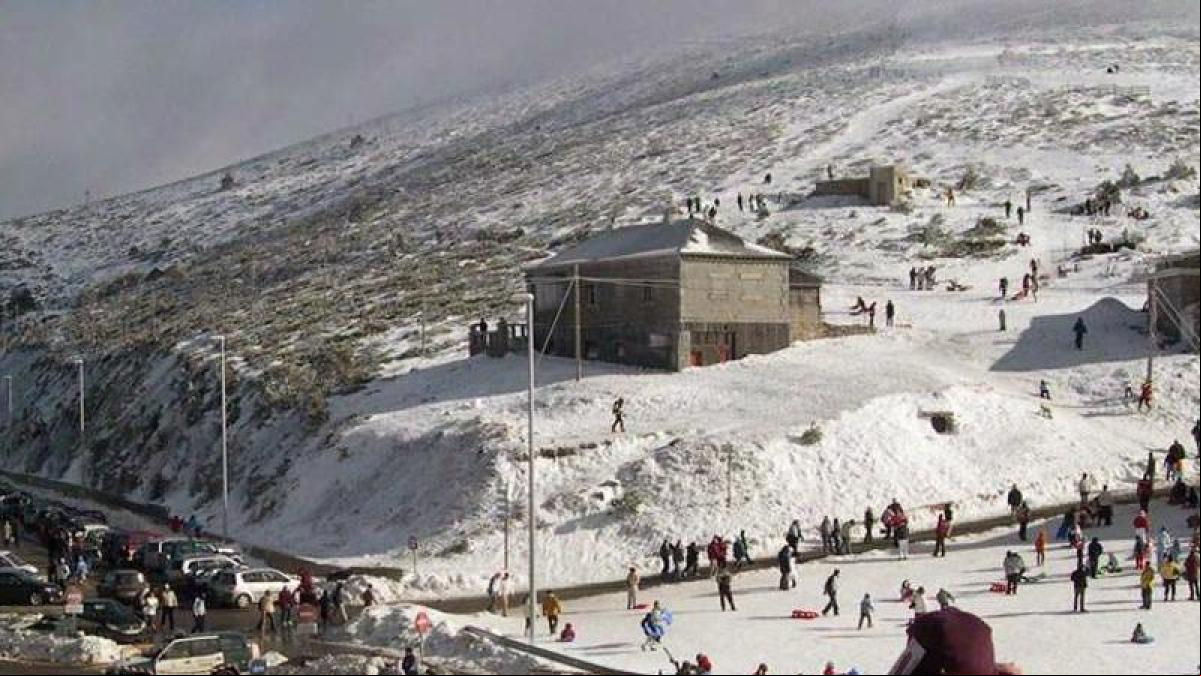 El plan para desmantelar la estación de Navacerrada choca con los barones del PP