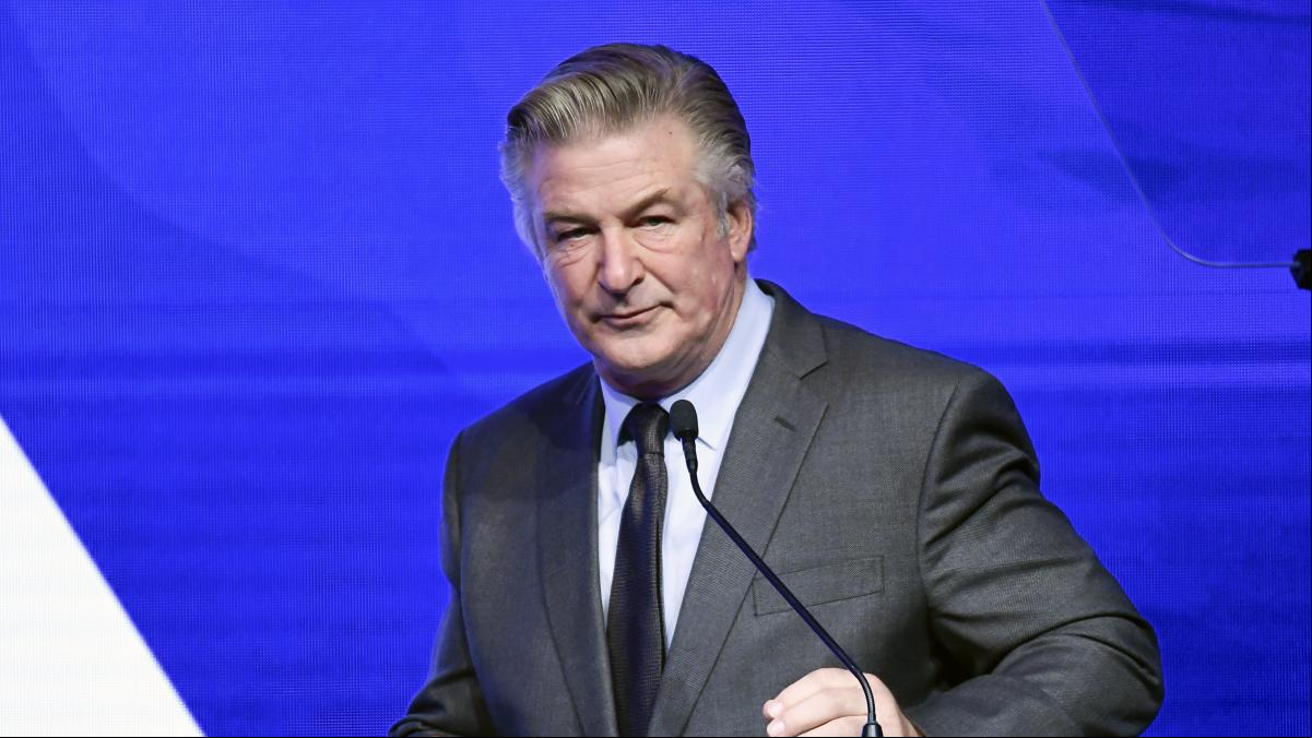 Alec Baldwin evita el juicio por la muerte de Halyna Hutchins