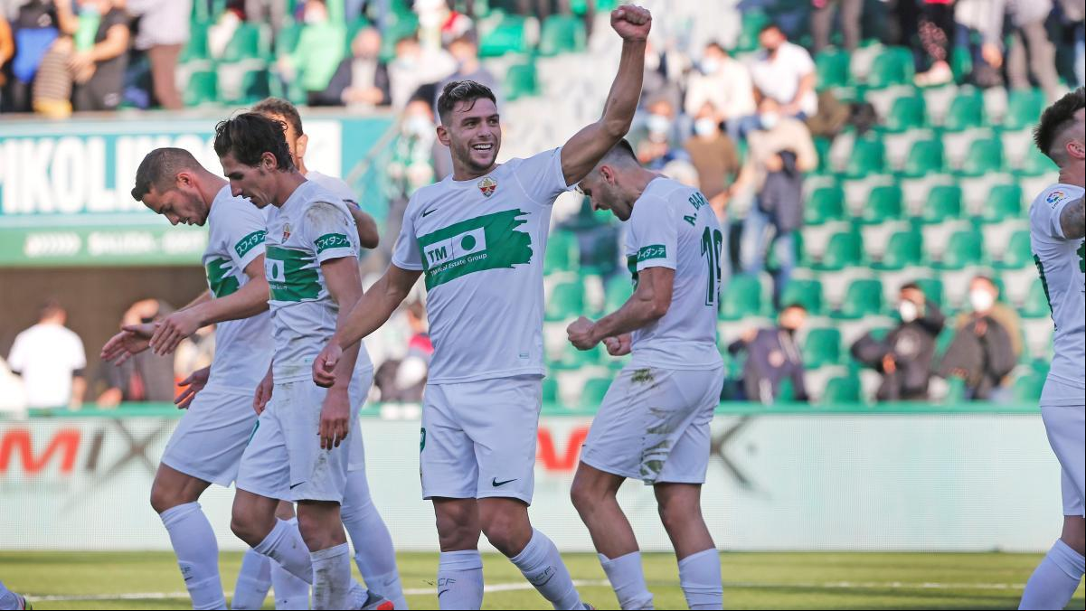 El Elche se dispara y frena al Villarreal