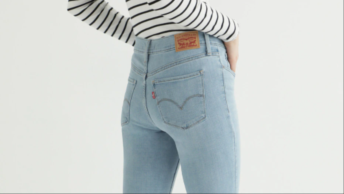Levis, Converse, Tommy Hilfiger y más chollos para arrasar en las segundas rebajas de El Corte Inglés