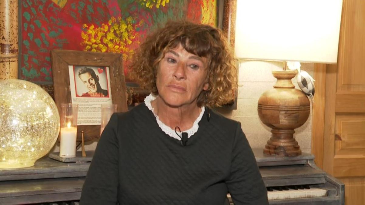 Rosa, la madre de Alex Casademunt, un año después de su muerte: Hablo con él todos los días